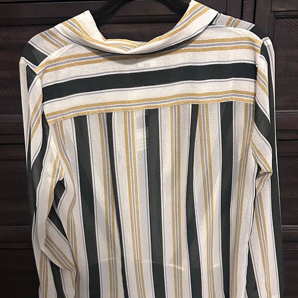 Cabi Caliber Blouse - Picture 4 of 4